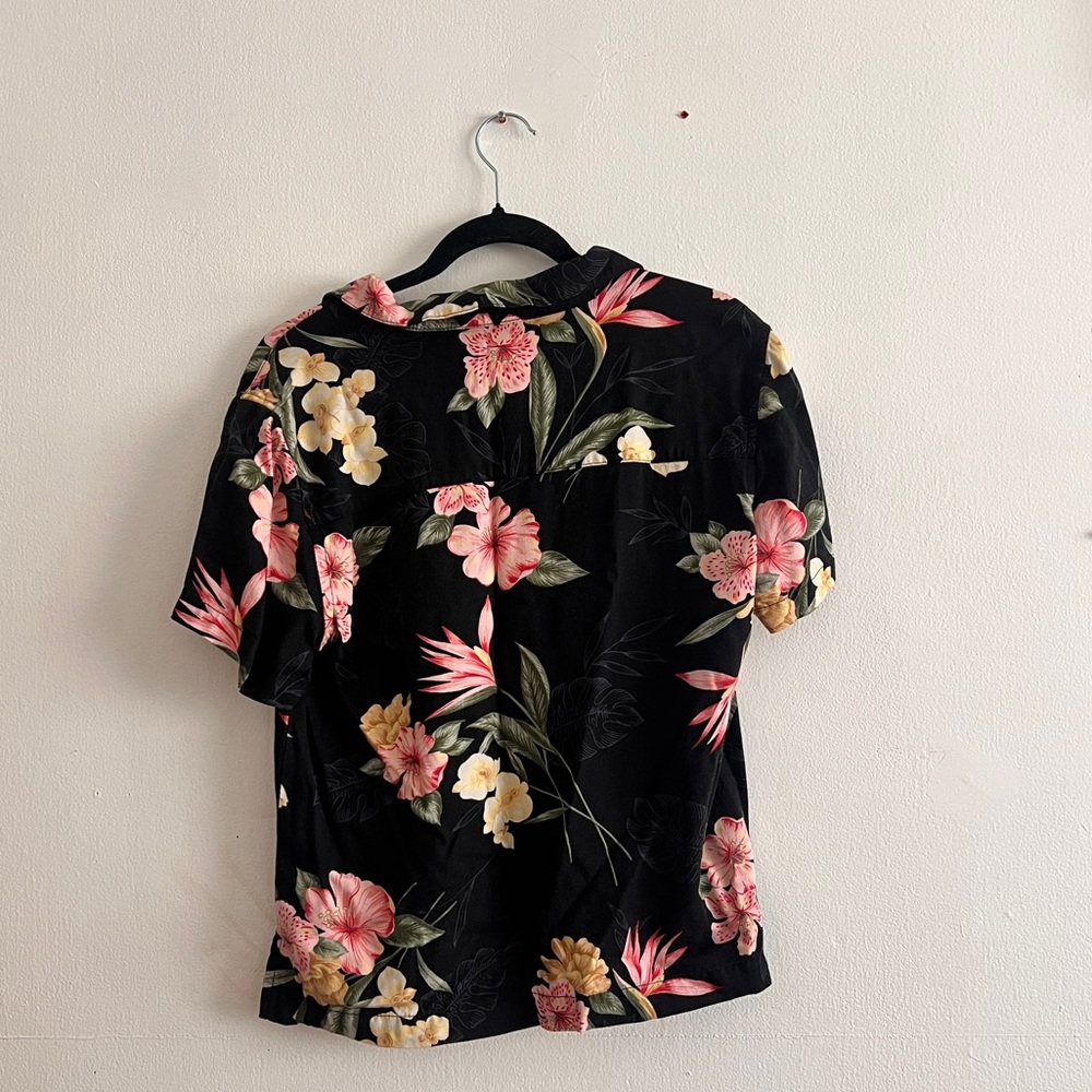 Caribbean Joe Black Floral Button Down Shirt